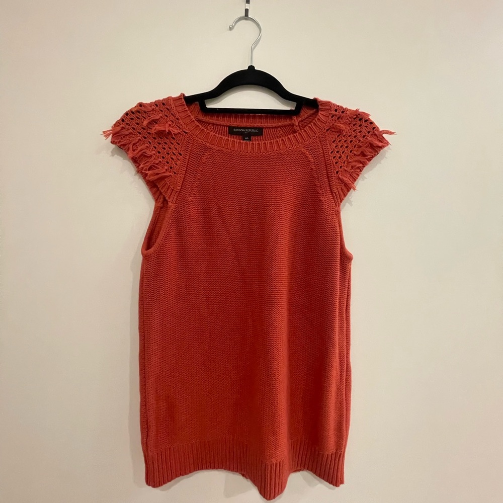 Banana republic, new with tags, burnt orange short sleeved sweater
